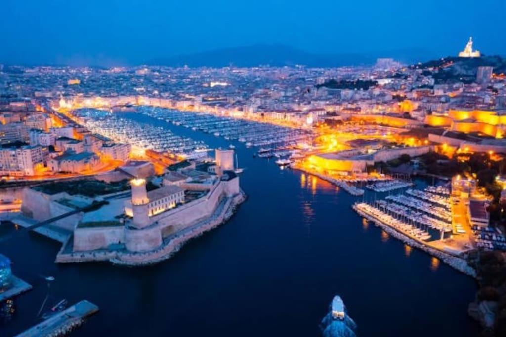 Logement Tres Chaleureux A Marseilles Exterior foto