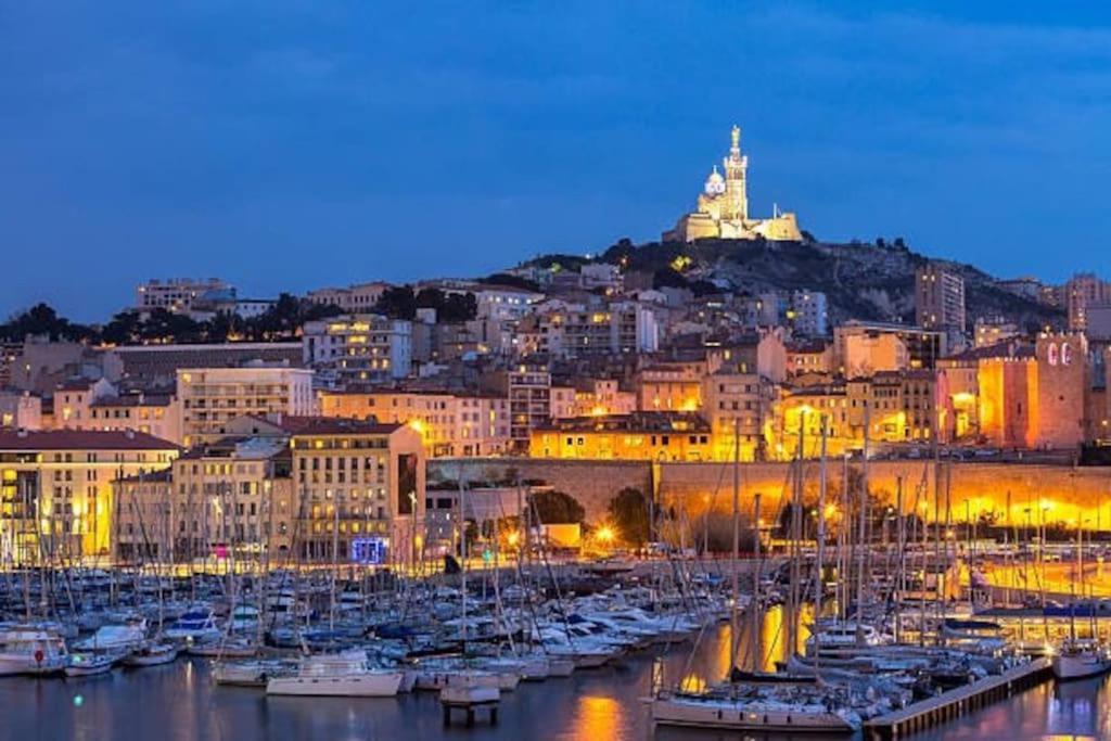 Logement Tres Chaleureux A Marseilles Exterior foto